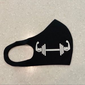 FACE MASK “ HOLD THAT”